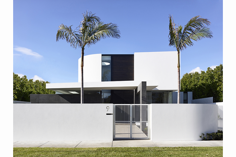 Bolton Avenue, Hampton